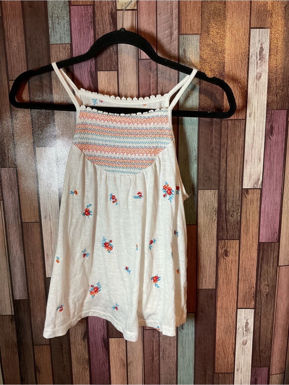 Francesca’s Women’s Medium Kerry Embroidered Tank Top White Floral Boho